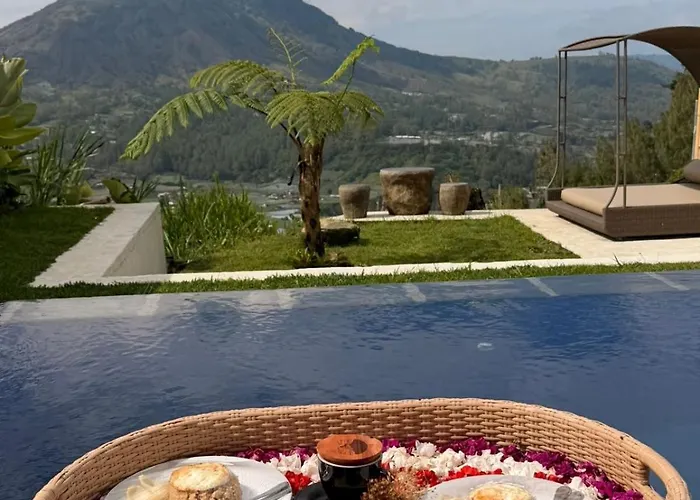 Pinggan Everest Bali